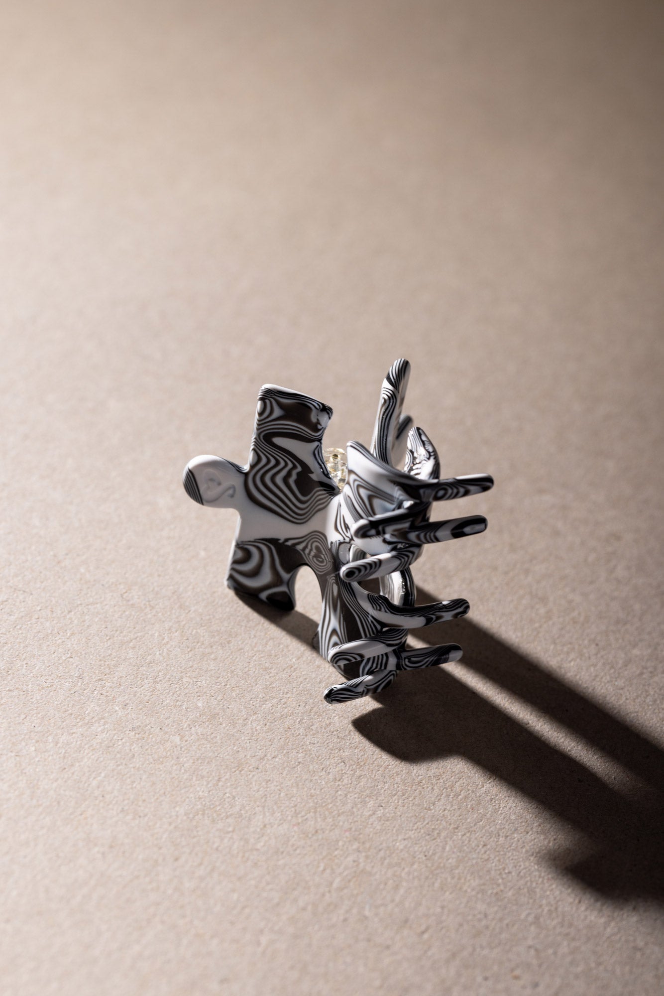 Puzzle Shadow Ink