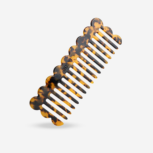 The Curved Comb