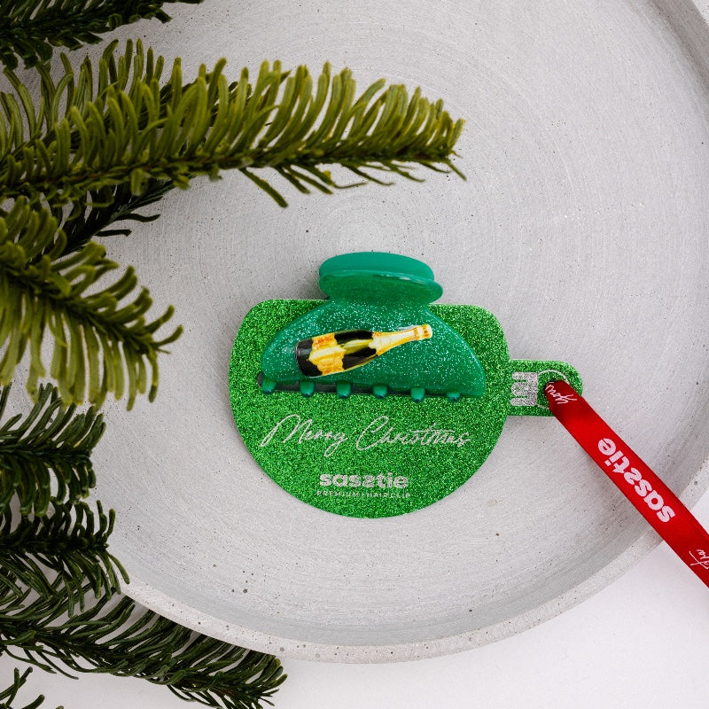 1. Christmas - Mony Champagne